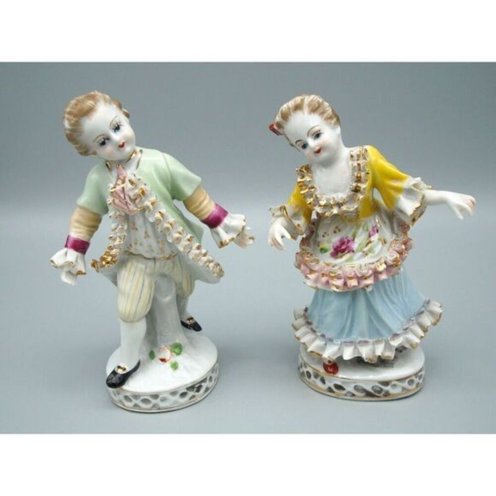 1920s Porcelain Figurine Pair - Antique 1920s Japan -‎ 1 Repaired